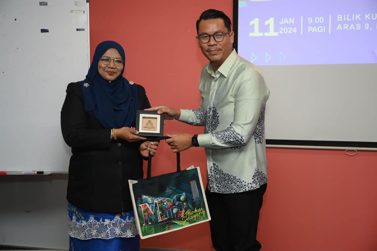 LAWATAN KE MPAJ BERKENAAN KUMPULAN INOVASI DAN KREATIF (KIK)