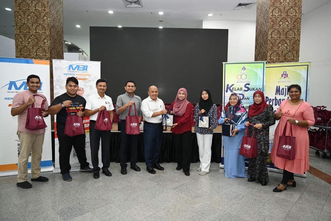 AGIHAN MAKANAN BERBUKA PUASA OLEH MENTERI SELANGOR INCORPORATED (MBI) DENGAN KERJASAMA KSDK MPS