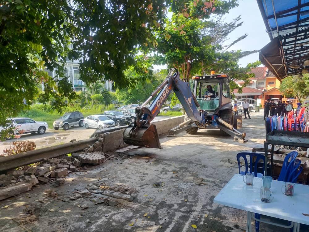 Operasi Perobohan Pembinaan Tanpa Kebenaran