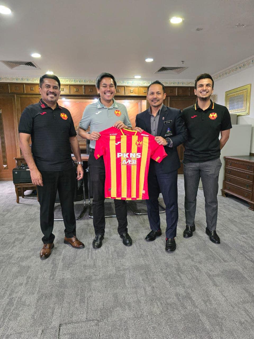 KUNJUNG HORMAT SELANGOR FC KE MPS