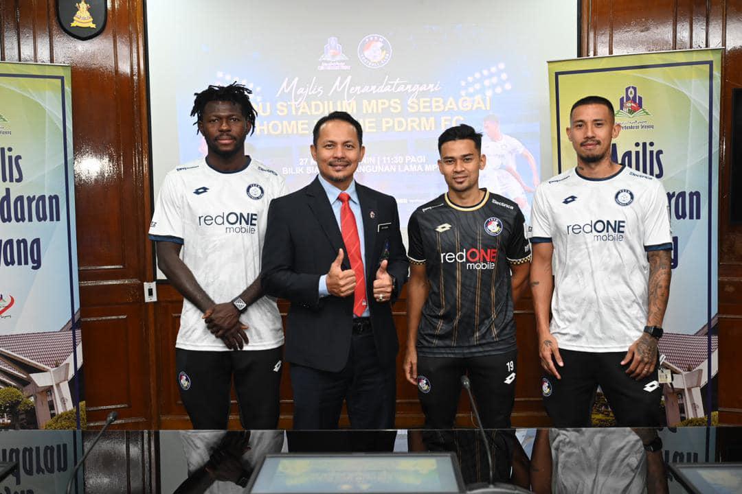 MAJLIS MENANDATANGANI MOU STADIUM MPS