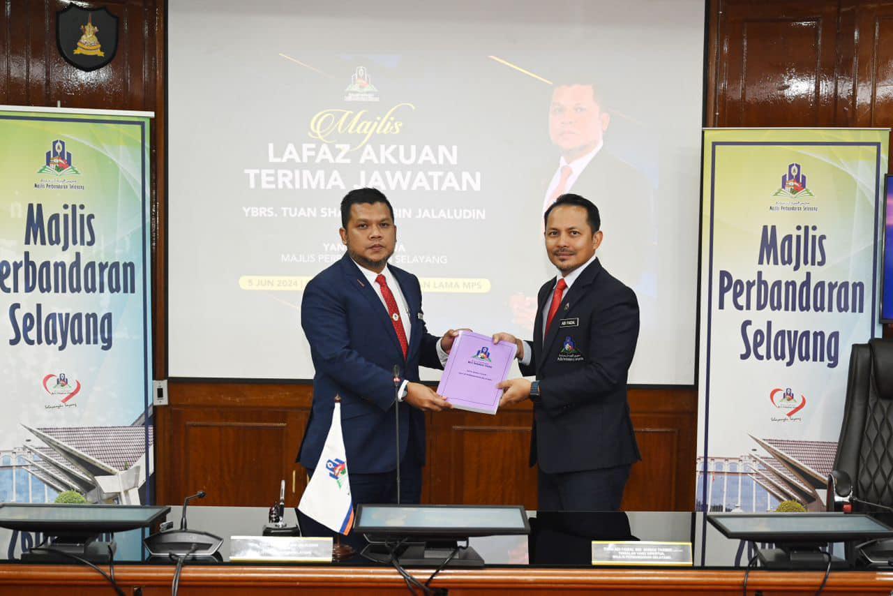 MAJLIS LAFAZ AKUAN TERIMA JAWATAN YDP