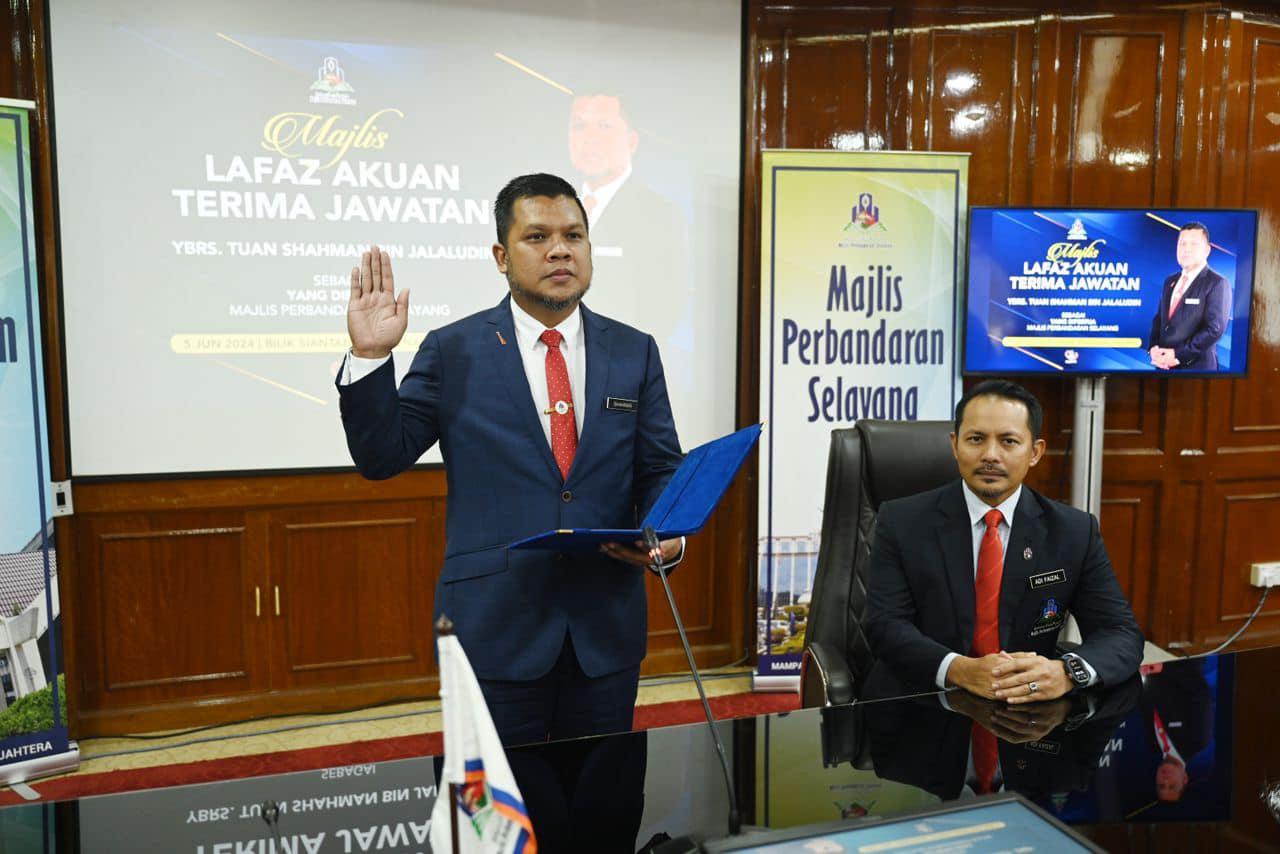 MAJLIS LAFAZ AKUAN TERIMA JAWATAN YDP