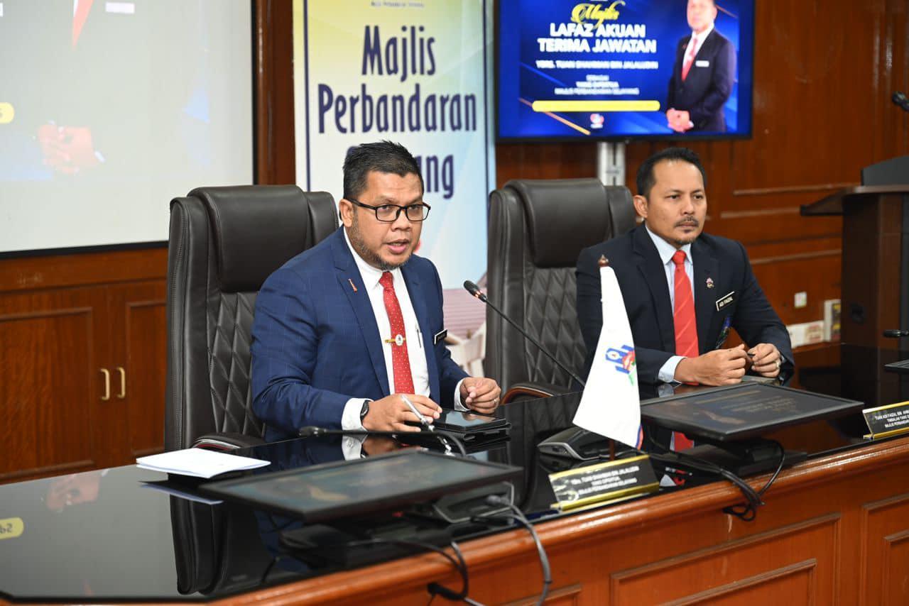 MAJLIS LAFAZ AKUAN TERIMA JAWATAN YDP