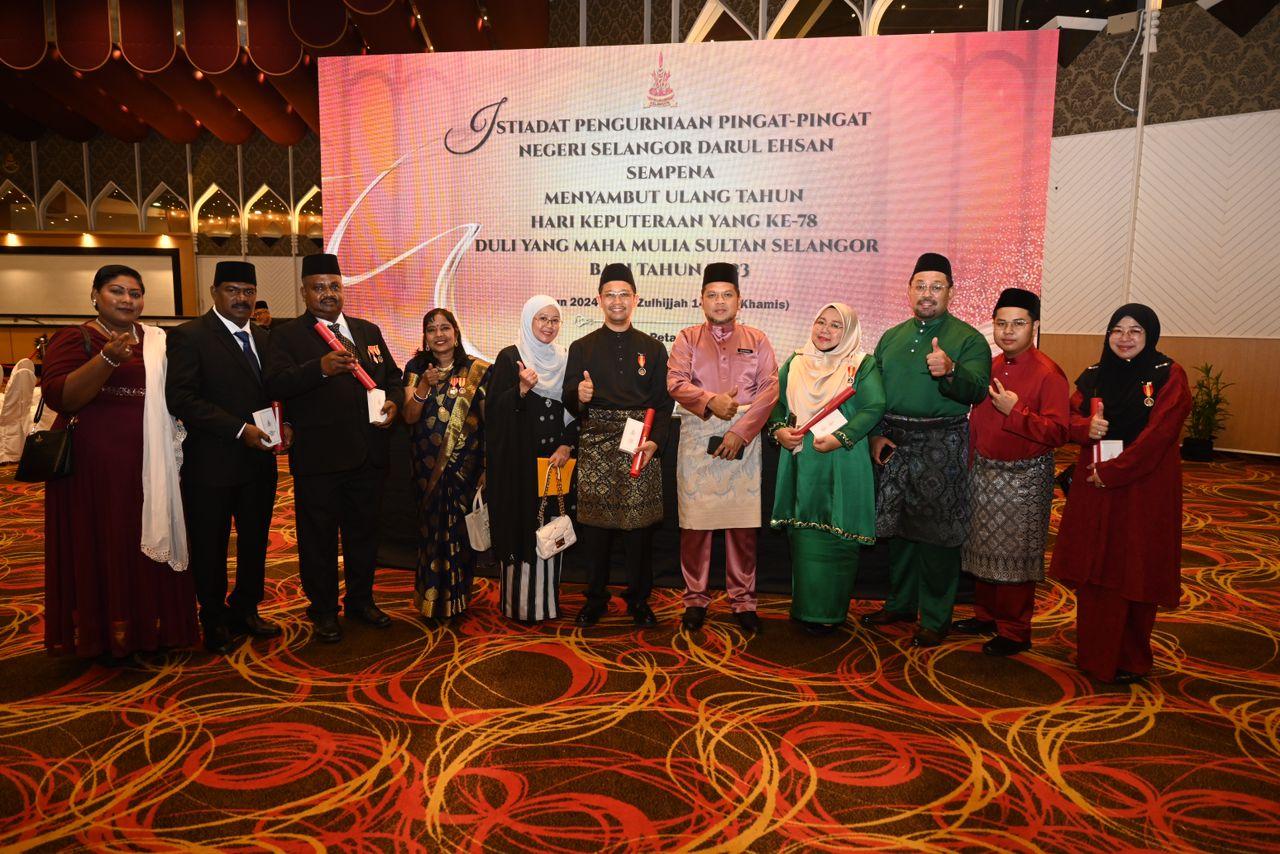 ISTIADAT PENGURNIAAN PINGAT-PINGAT NEGERI SELANGOR