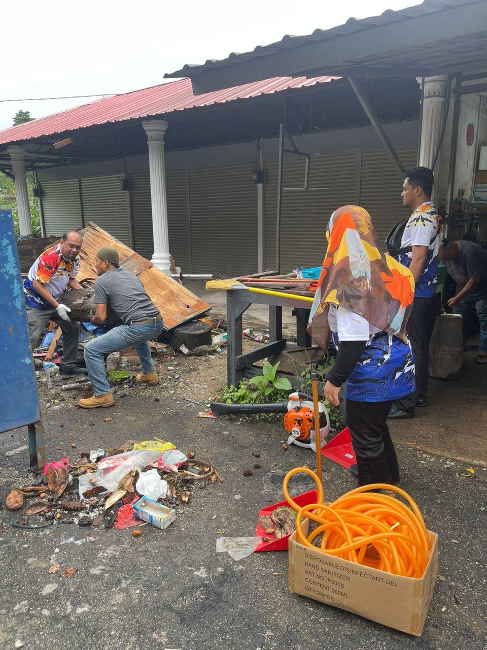 PROGRAM GOTONG-ROYONG DI GERAI MPS BATU 11, GOMBAK