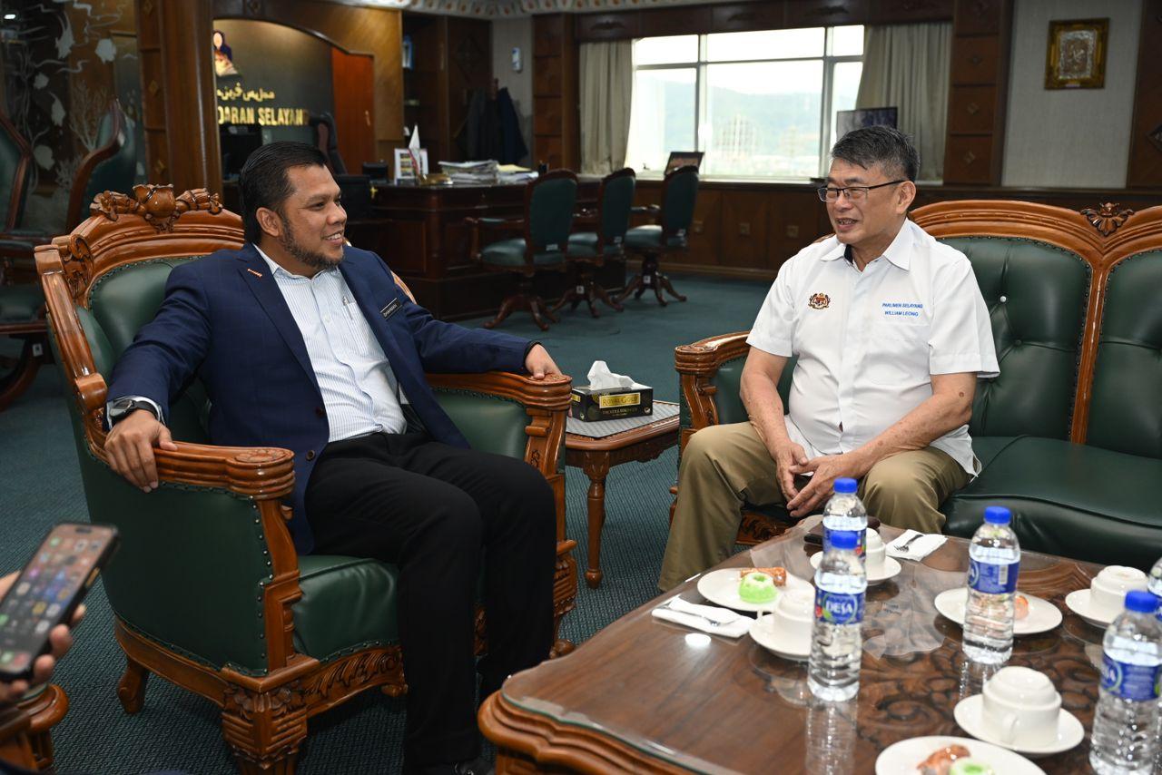 KUNJUNGAN HORMAT YB TUAN WILLIAM LEONG JEE KEEN