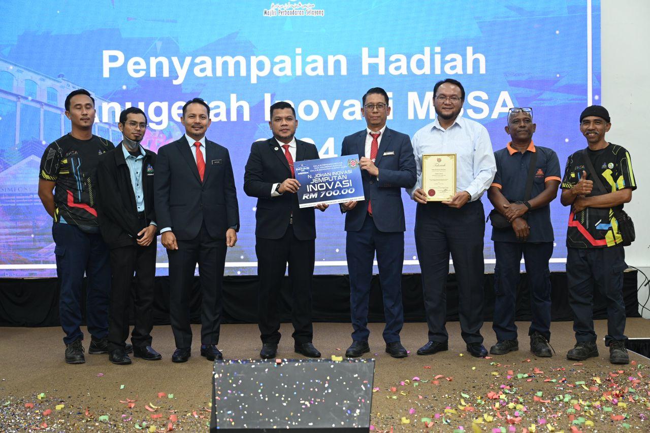 PERHIMPUNAN BULAN DAN SAMBUTAN HARI PENGUATKUASA