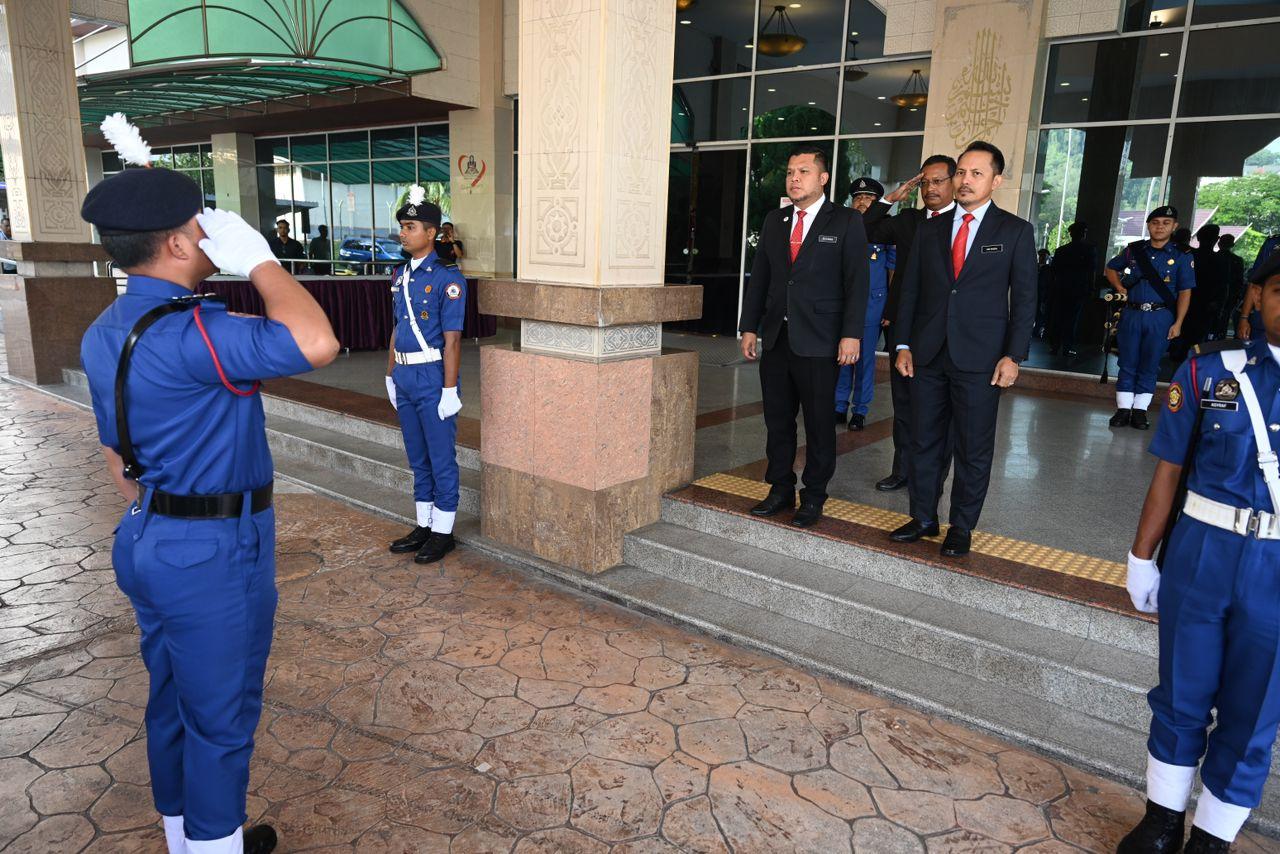 PERHIMPUNAN BULAN DAN SAMBUTAN HARI PENGUATKUASA