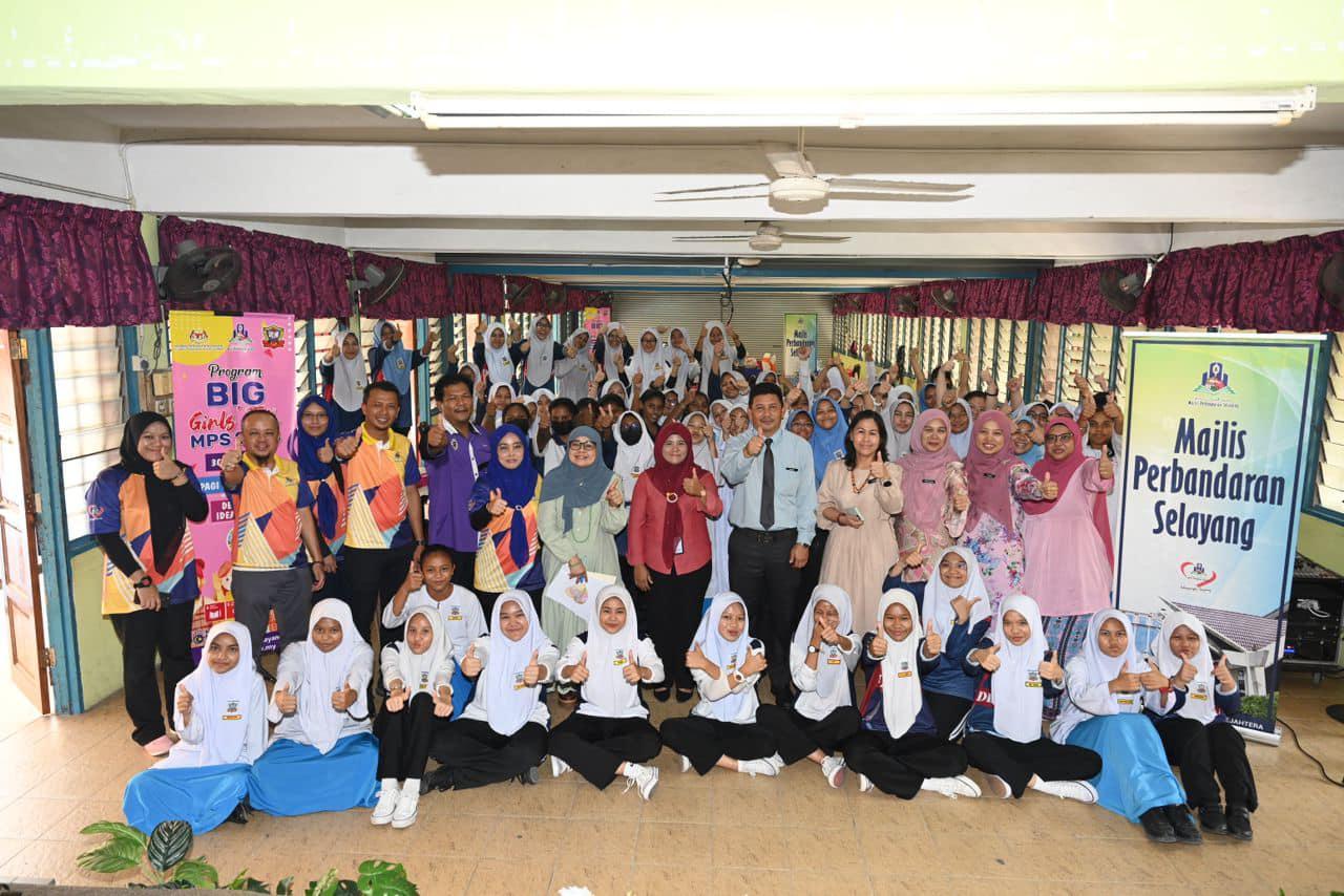 PROGRAM BIG GIRL'S TALK