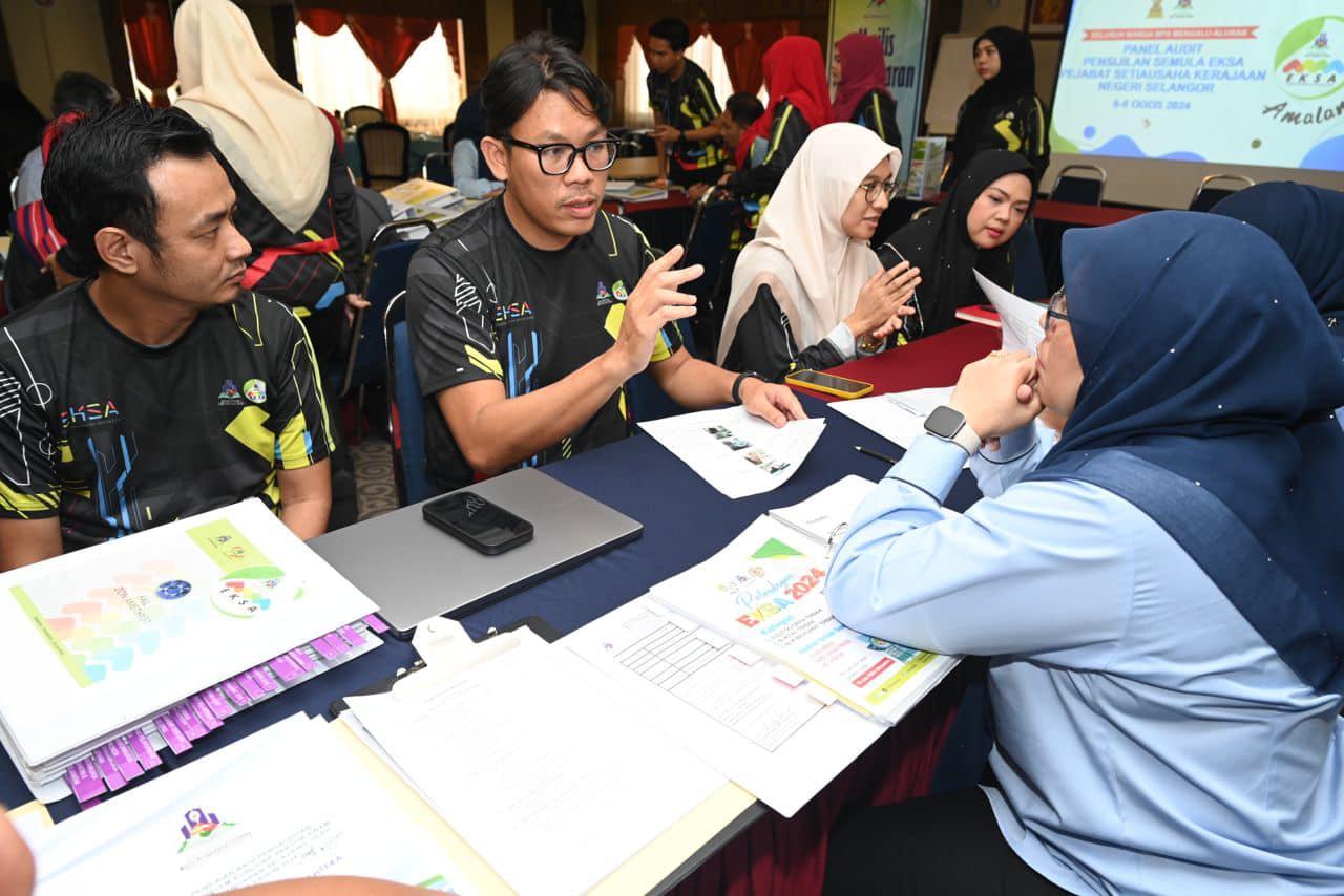 HARI PERTAMA SESI AUDIT PENSIJILAN SEMULA EKOSISTEM KONDUSIF SEKTOR AWAM (EKSA)
