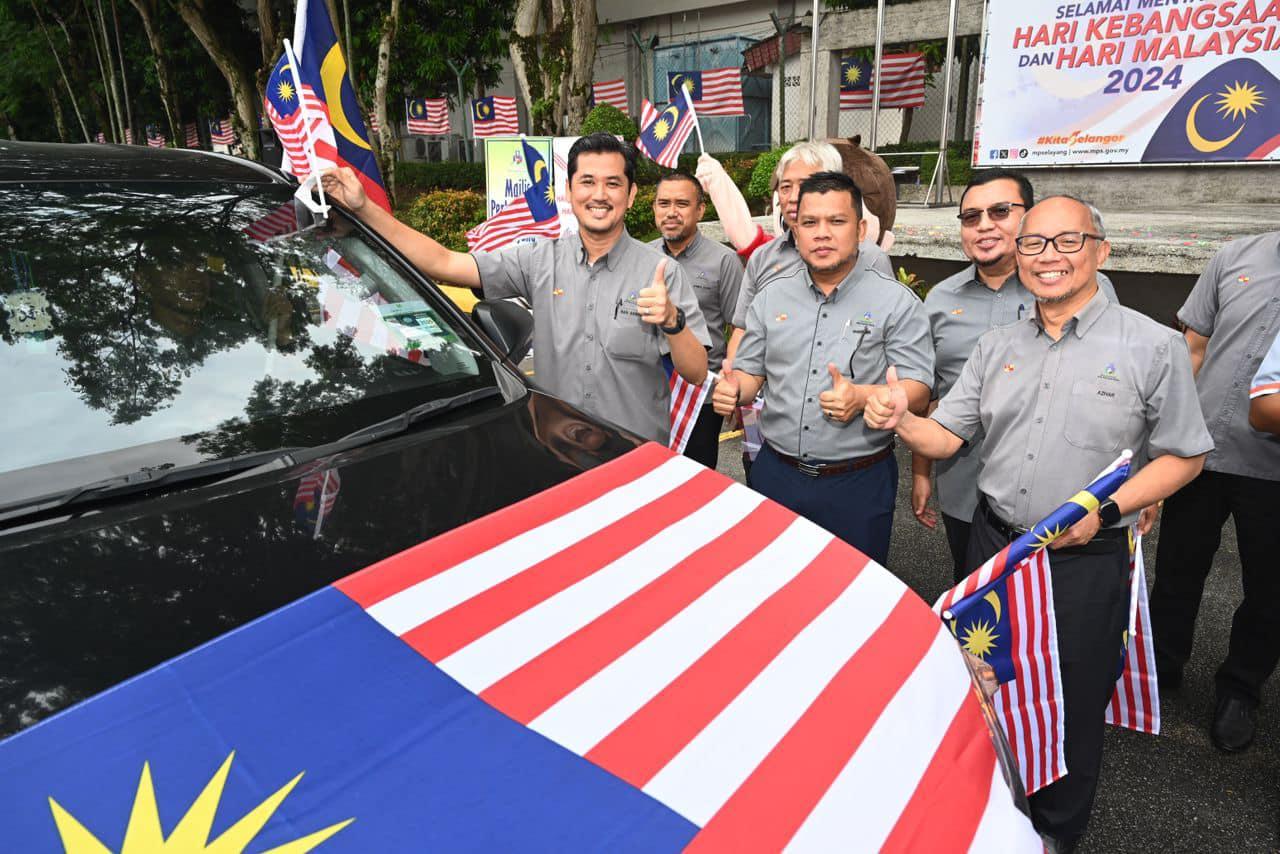 PERHIMPUNAN BULAN OGOS DAN KEMPEN KIBAR JALUR GEMILANG