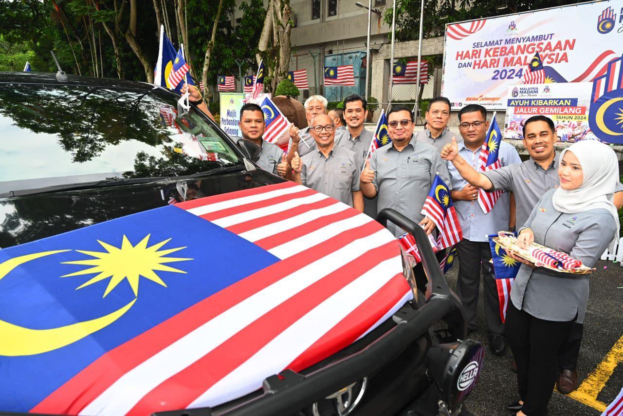 PERHIMPUNAN BULAN OGOS DAN KEMPEN KIBAR JALUR GEMILANG