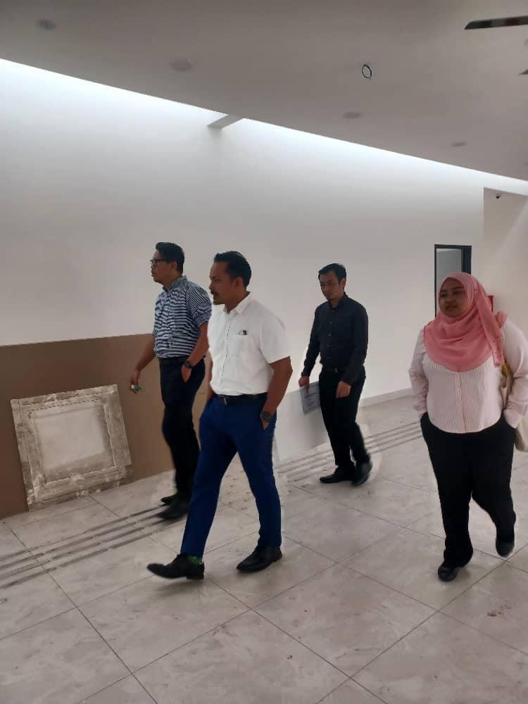 LAWATAN TURUN PADANG SEMPENA MAJLIS PERASMIAN PUSAT AKTIVITI WARGA EMAS (PAWE) SG TUA
