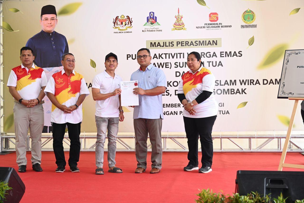 MAJLIS PERASMIAN PUSAT AKTIVITI WARGA EMAS (PAWE) SG TUA DAN MAJLIS PECAH TANAH KOMPLEKS ISLAM WIRA DAMAI