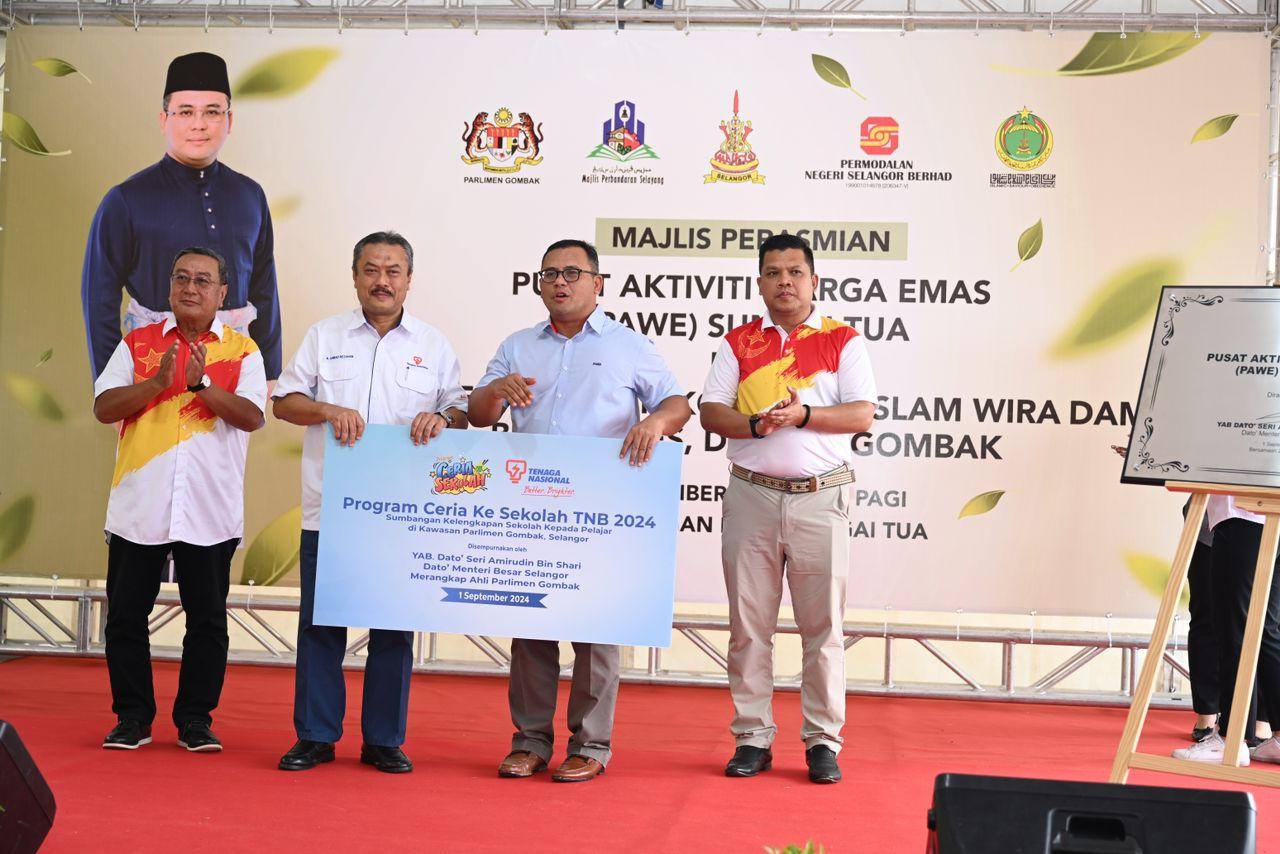 MAJLIS PERASMIAN PUSAT AKTIVITI WARGA EMAS (PAWE) SG TUA DAN MAJLIS PECAH TANAH KOMPLEKS ISLAM WIRA DAMAI