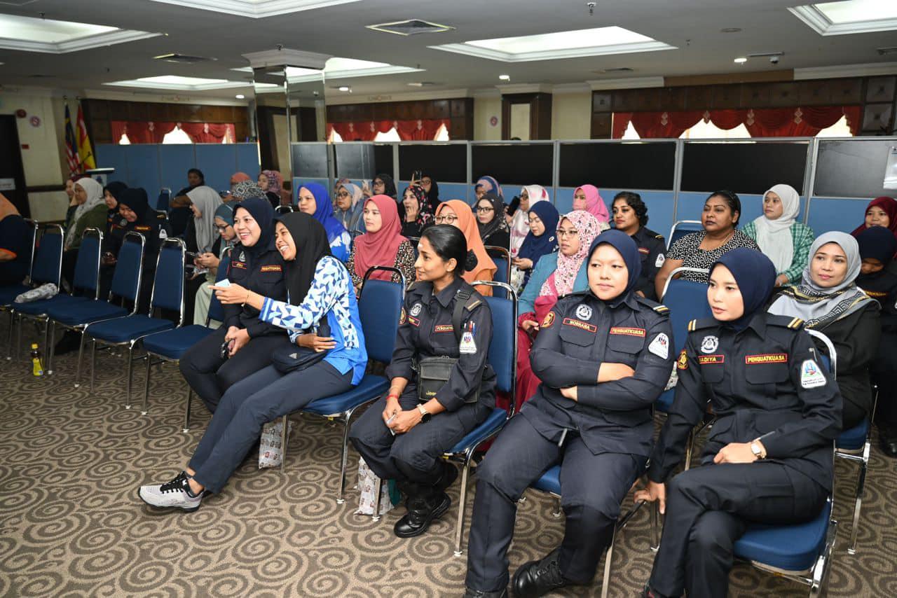 PROGRAM SUNTIKAN VAKSINASI HUMAN PAPILLOMAVIRUS (HPV)