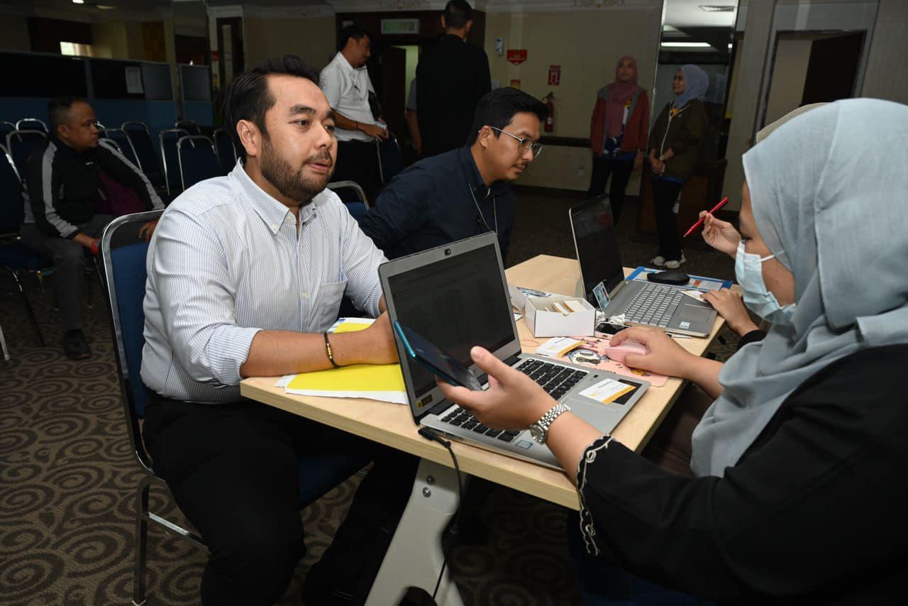 PROGRAM SUNTIKAN VAKSINASI HUMAN PAPILLOMAVIRUS (HPV)