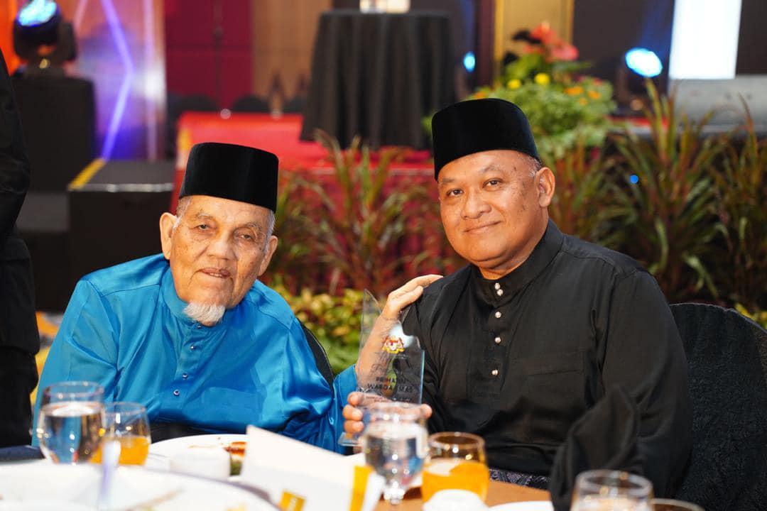 MPS PENERIMA SIJIL PENGHARGAAN PRIHATIN WARGA EMAS SEMPENA SAMBUTAN HARI WARGA EMAS PERINGKAT KEBANGSAAN