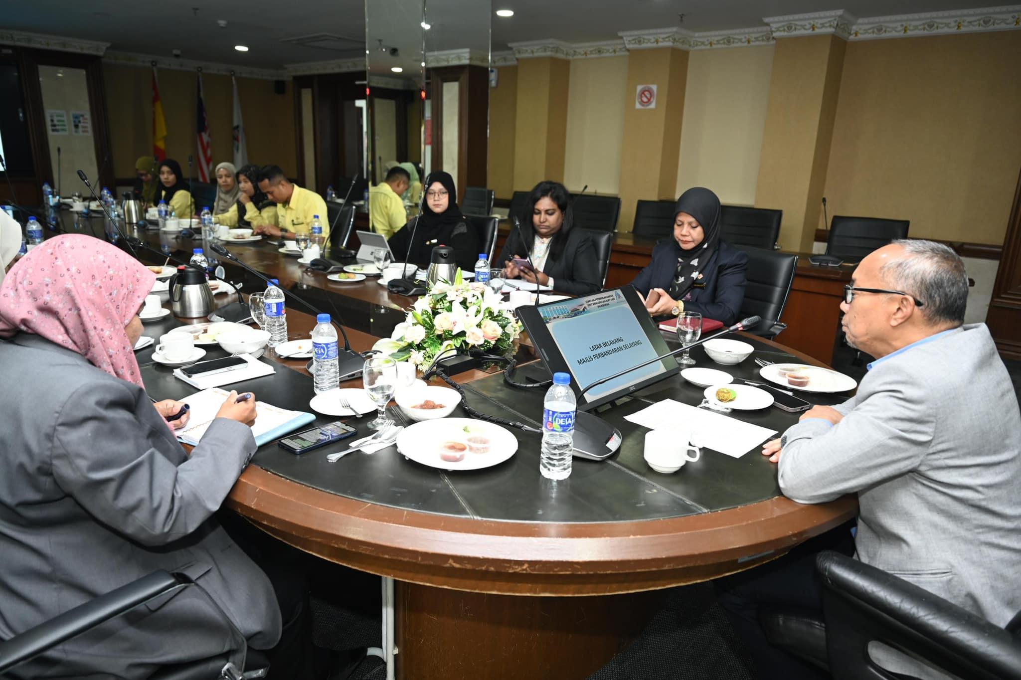 LAWATAN PENANDA ARAS MAJLIS BANDARAYA DIRAJA KLANG KE MAJLIS PERBANDARAN SELAYANG