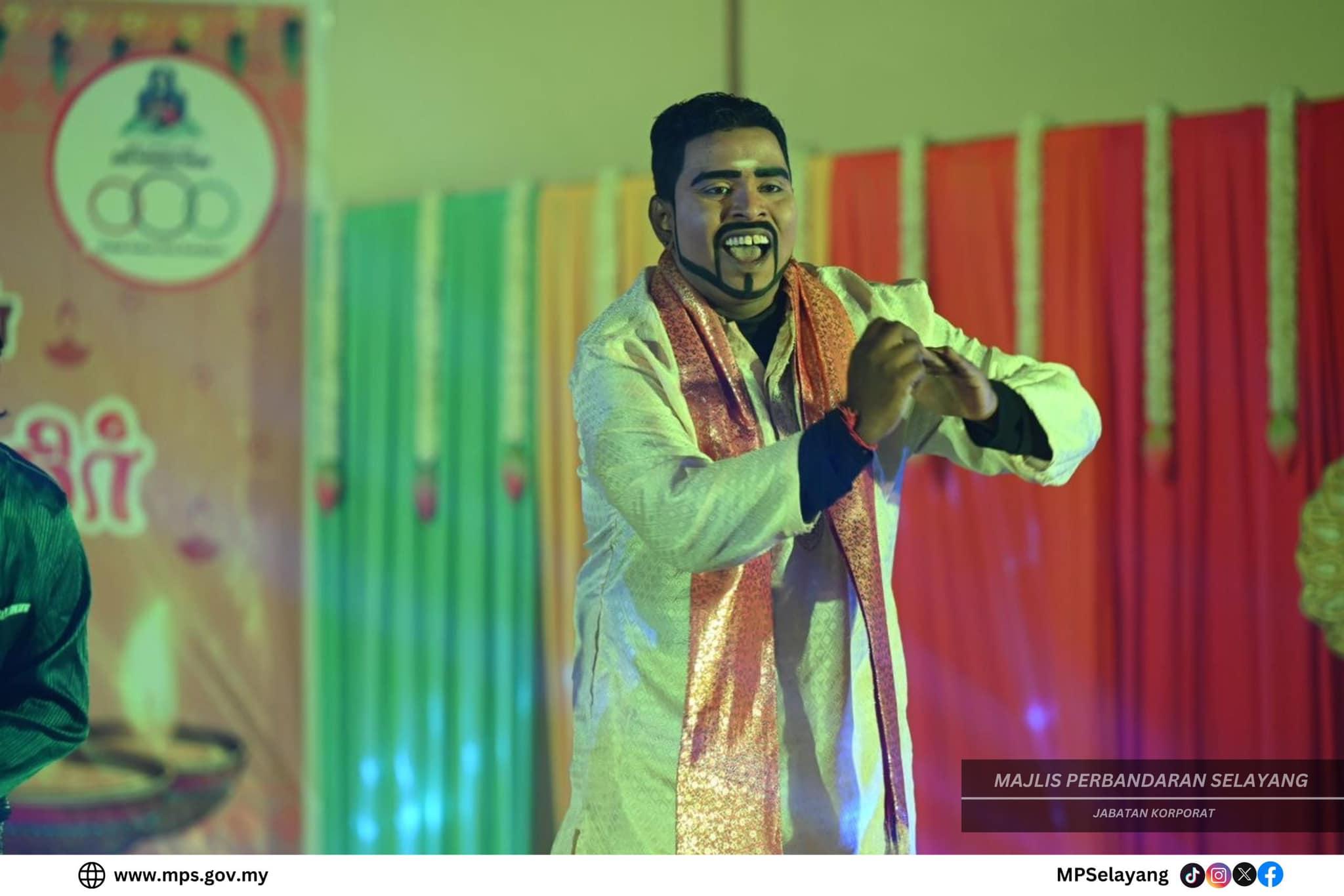  MAJLIS SINARAN DEEPAVALI