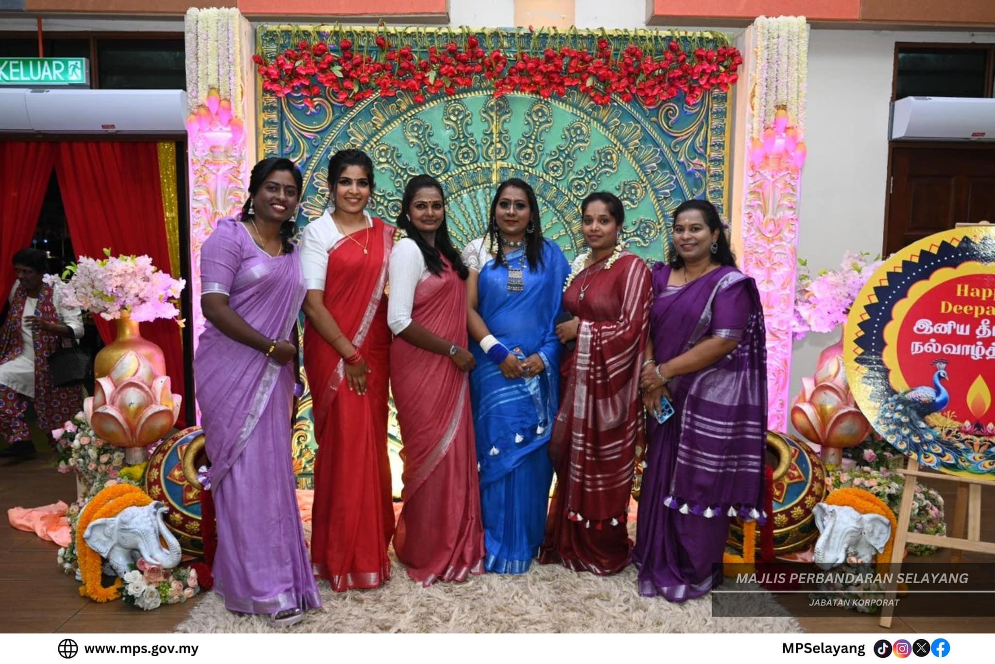  MAJLIS SINARAN DEEPAVALI