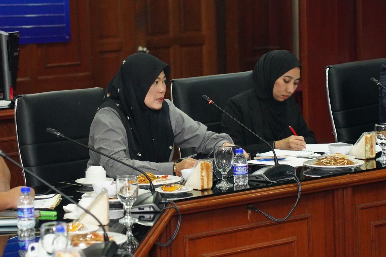 MESYUARAT YANG DIPERTUA MPS BERSAMA AHLI DEWAN NEGERI (ADN) DAN AHLI PARLIMEN  BIL.4 24