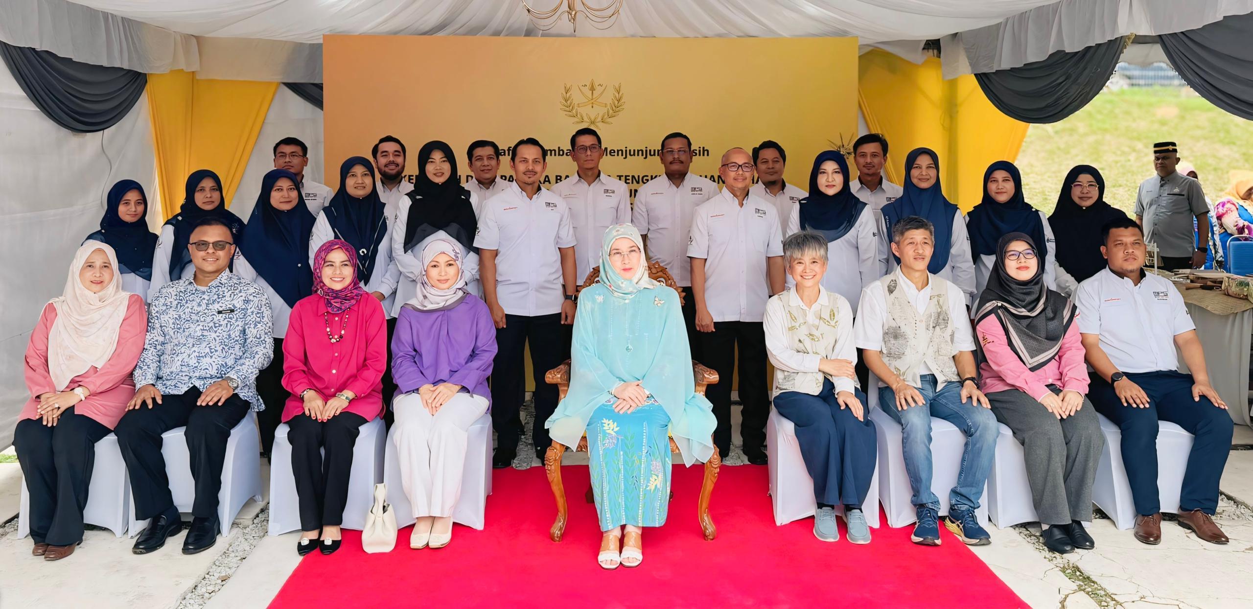 MAJLIS PERASMIAN PROGRAM WARNA WARNI BOTANI FESTIVAL FABRIKASI