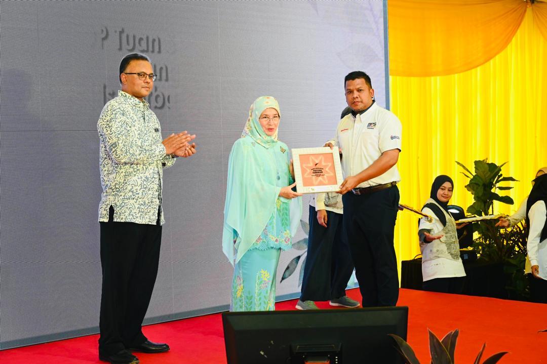 MAJLIS PERASMIAN PROGRAM WARNA WARNI BOTANI FESTIVAL FABRIKASI