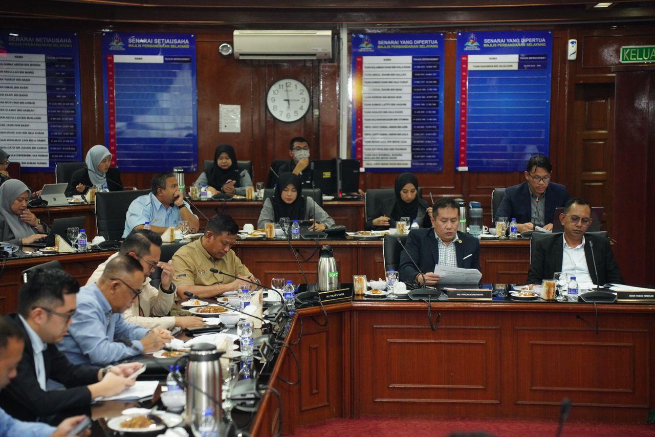 MESYUARAT YANG DIPERTUA MPS BERSAMA AHLI DEWAN NEGERI (ADN) DAN AHLI PARLIMEN  BIL.4 24