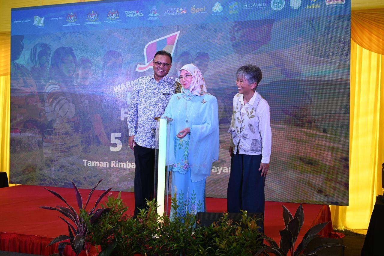 MAJLIS PERASMIAN PROGRAM WARNA WARNI BOTANI FESTIVAL FABRIKASI
