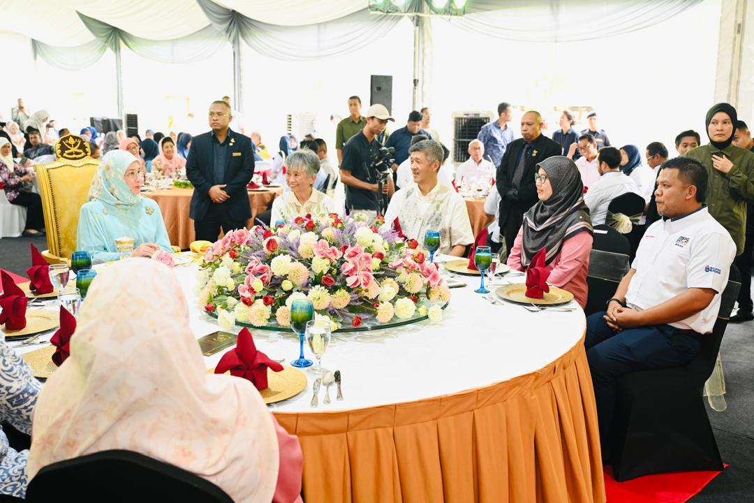 MAJLIS PERASMIAN PROGRAM WARNA WARNI BOTANI FESTIVAL FABRIKASI