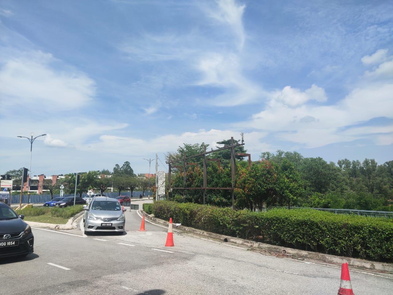 OPERASI PEROBOHAN PAPAN IKLAN LUARAN (BILLBOARD) DI KAWASAN MPS
