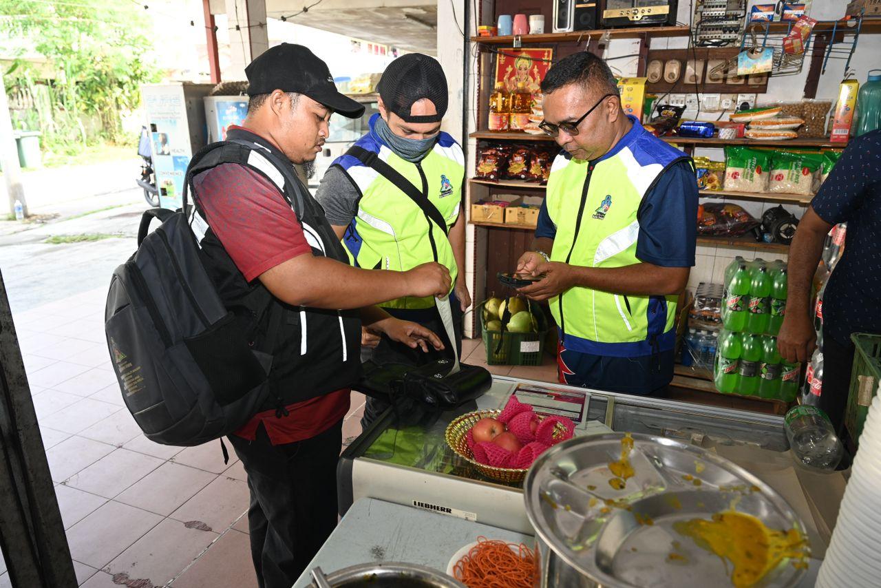 OPERASI PENIAGA WARGA ASING DI KAWASAN MATANG PAGAR, SUNGAI BULOH