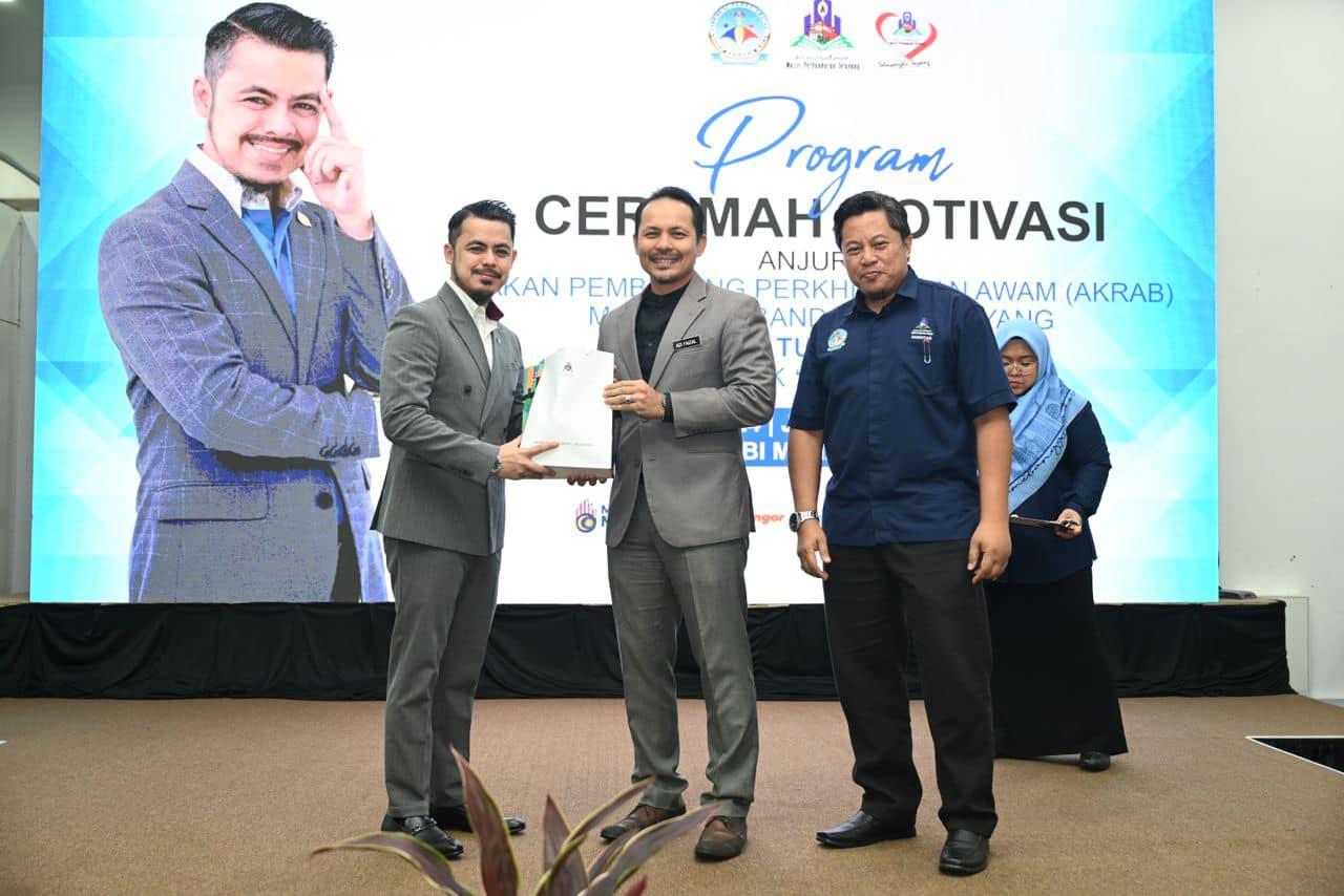 PROGRAM CERAMAH MOTIVASI ANJURAN RAKAN PEMBIMBING PERKHIDMATAN AWAM (AKRAB)