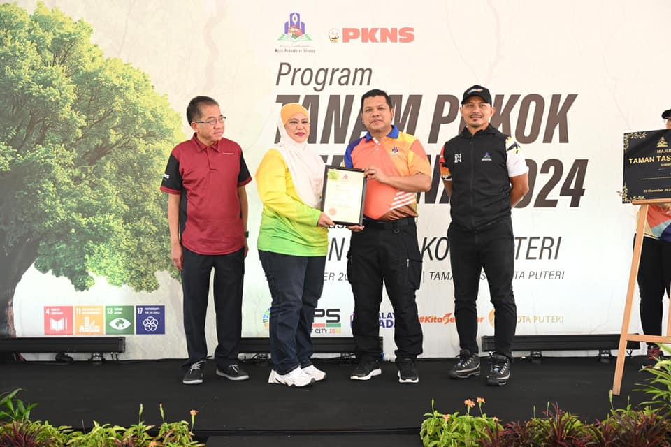 PROGRAM TANAM POKOK PERDANA 2024 DAN PERASMIAN TAMAN TASIK KOTA PUTERI