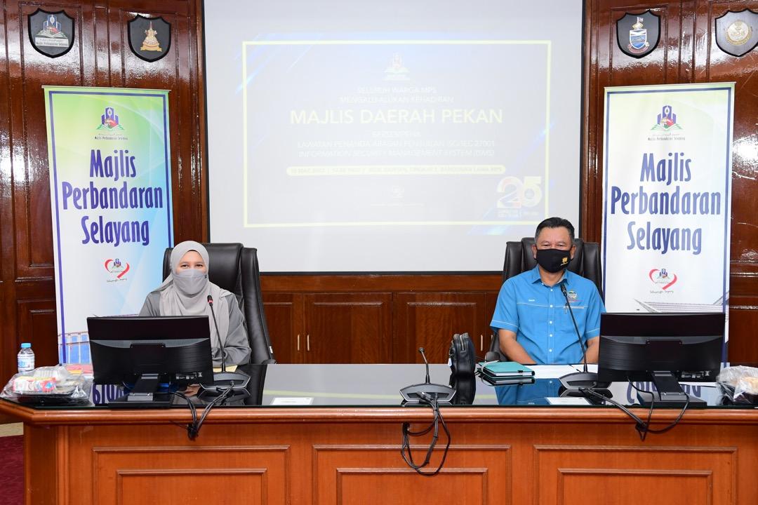 Lawatan Majlis Daerah Pekan