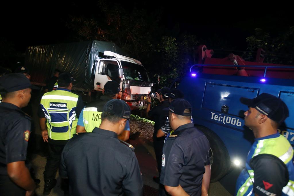 Operasi Sitaan Kenderaan Berat