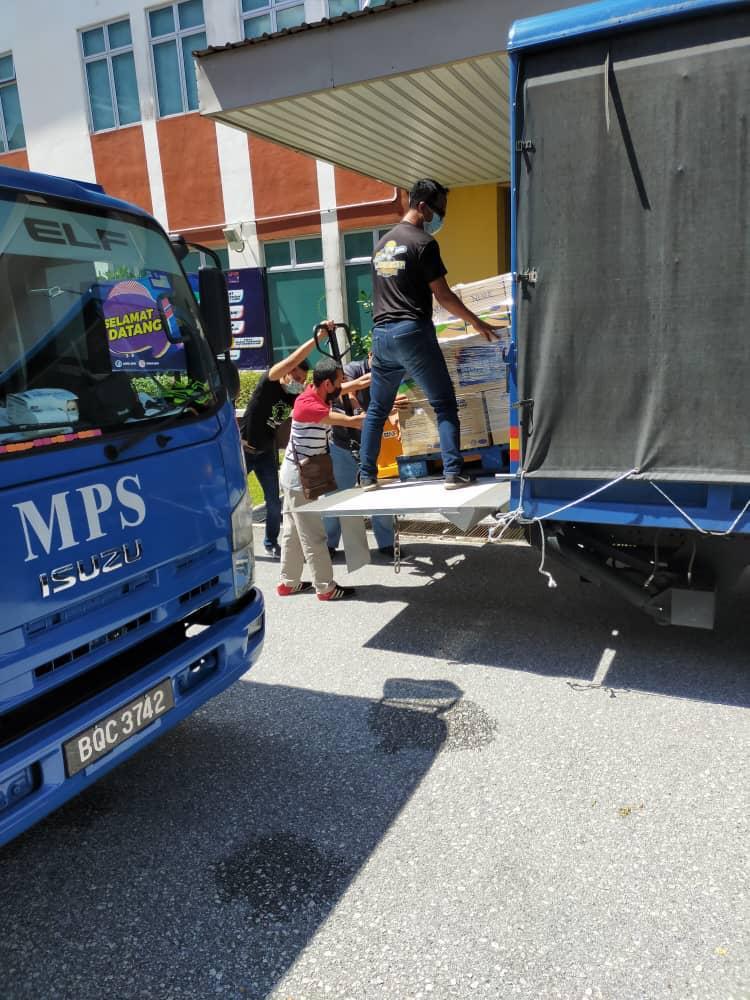 Program Penghantaran Bantuan Mahasiswa Selangor Sempena Pakej Kita Selangor 2.0 2