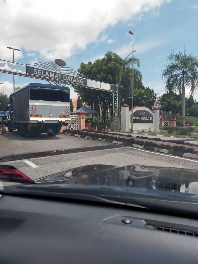 Program Penghantaran Bantuan Mahasiswa Selangor Sempena Pakej Kita Selangor 2.0 2