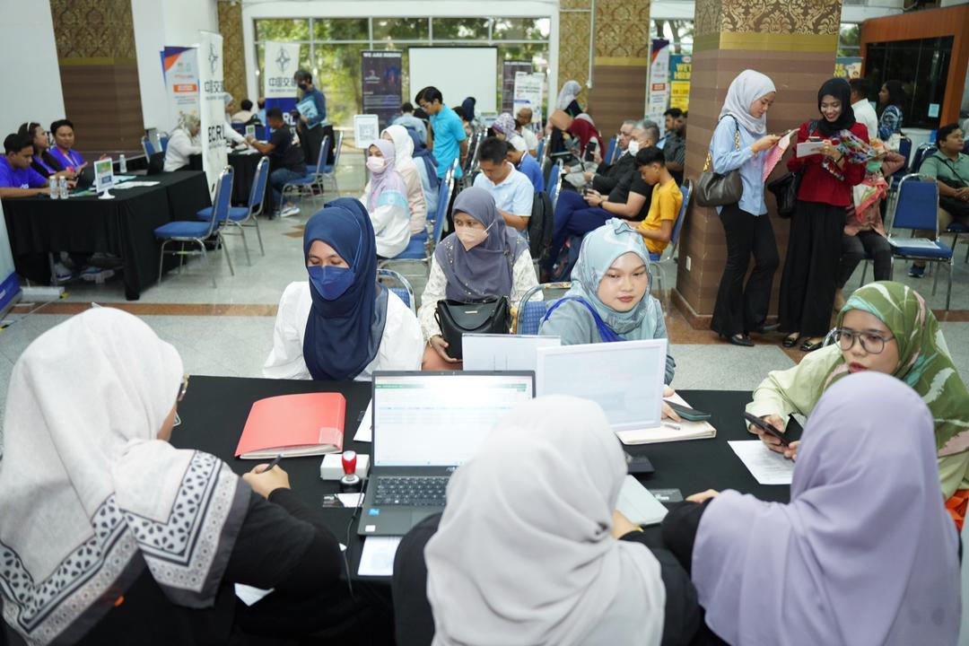 Mini Karnival Jom Kerja