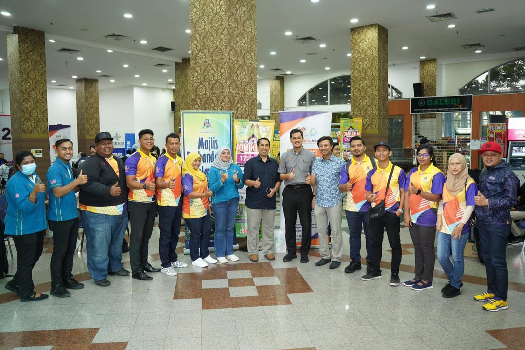 Mini Karnival Jom Kerja