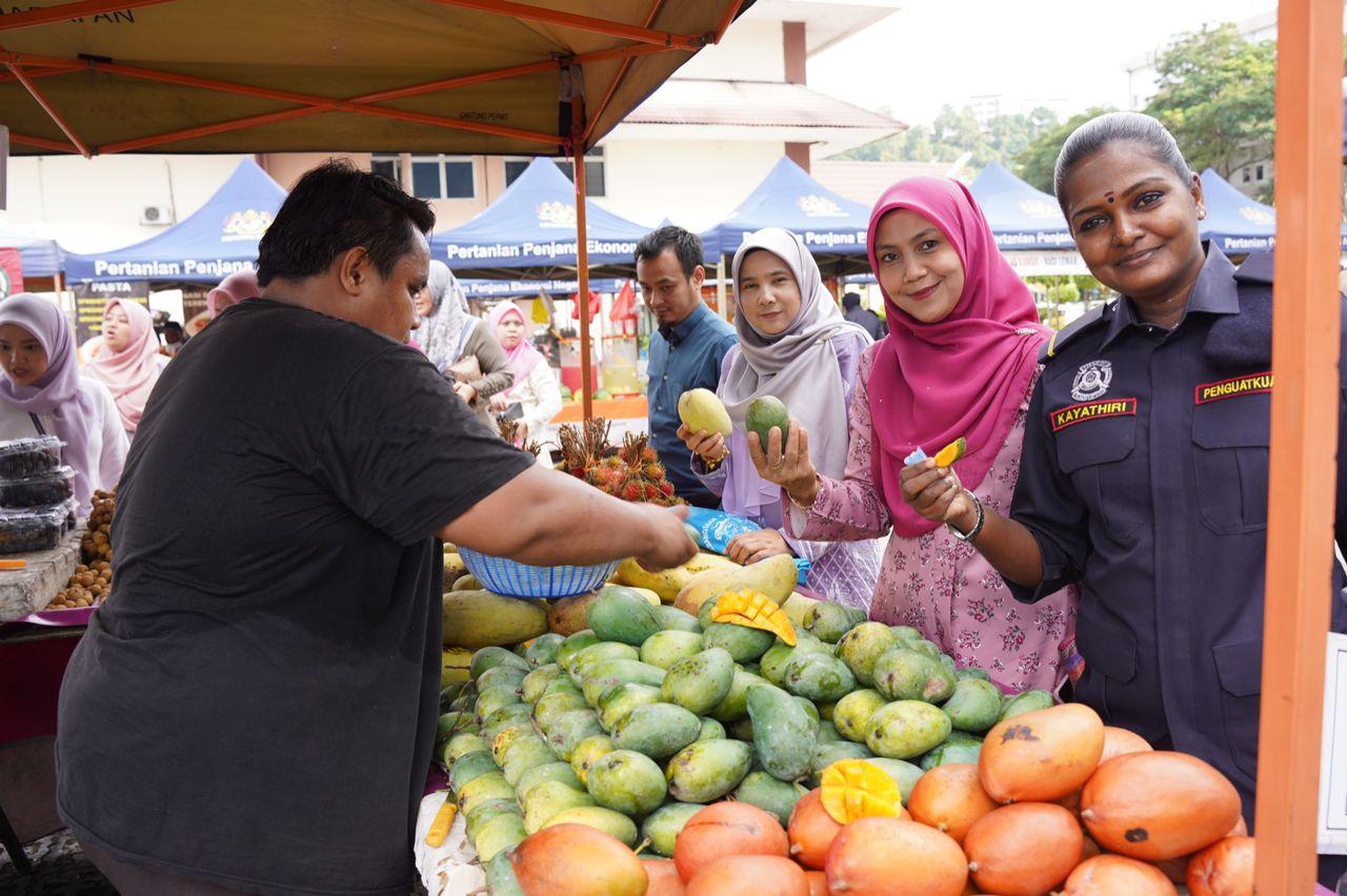 Jualan Agro Madani anjuran ANULAE Cawangan MPS