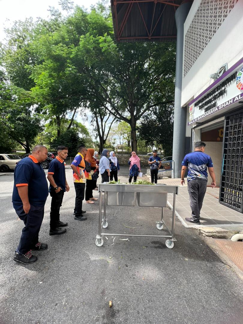 Pusat Pengkomposan Sisa Makanan Pasar Moden Seksyen 6 Shah Alam & Kebun Komuniti Surau Al-Husna, Seksyen 20, Shah Alam