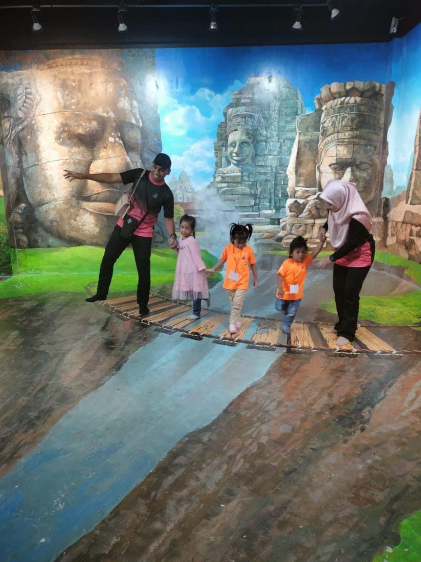 Program Little Explorer