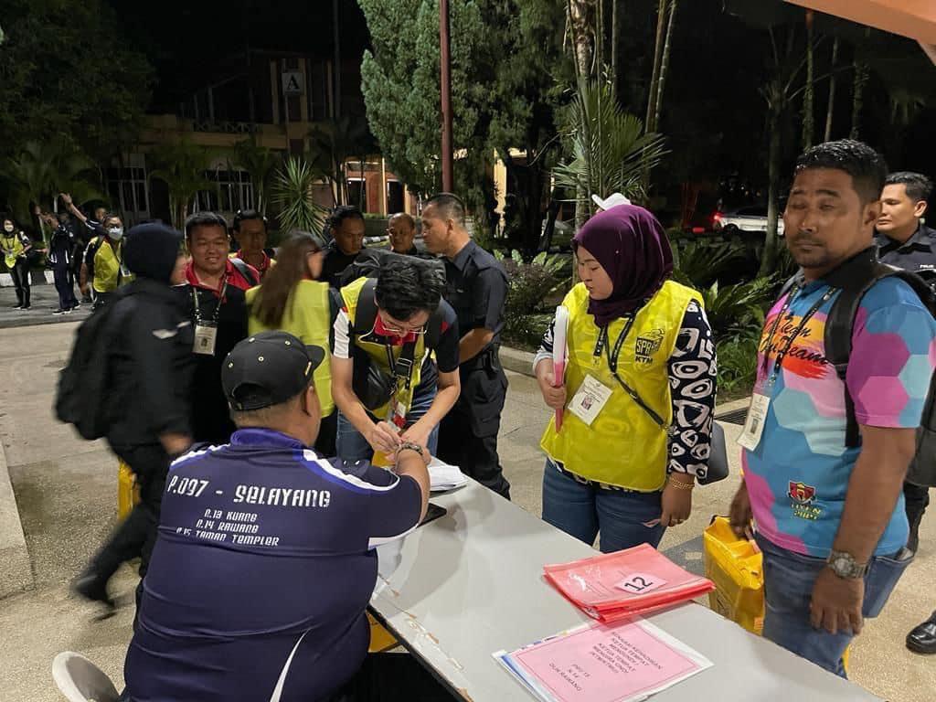 Penjumlahan Undi Rasmi Pilihan Raya Dewan Undangan Negeri Selangor Ke-15