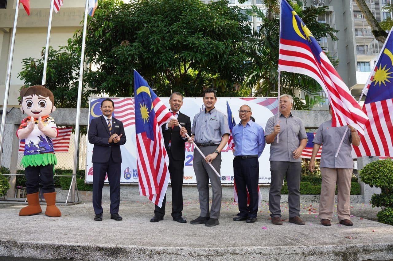 Kempen Kibar Jalur Gemilang