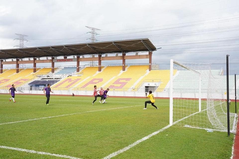 Perlawanan Persahabatan Bola Sepak Antara Majlis Perbandaran Selayang (MPS) Dan Media Prima Omnia