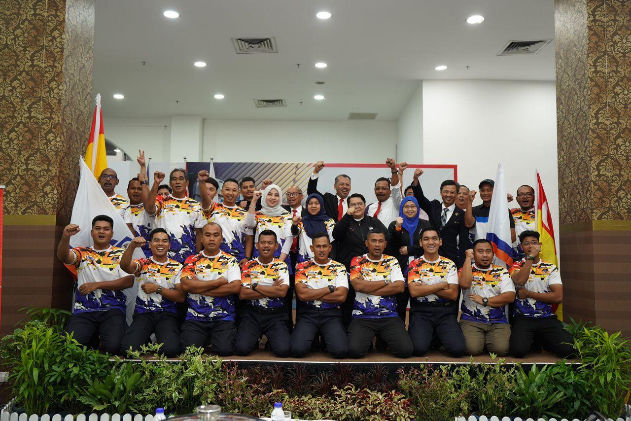 Majlis Penyerahan Bendera Kepada Kontinjen Sukan MPS