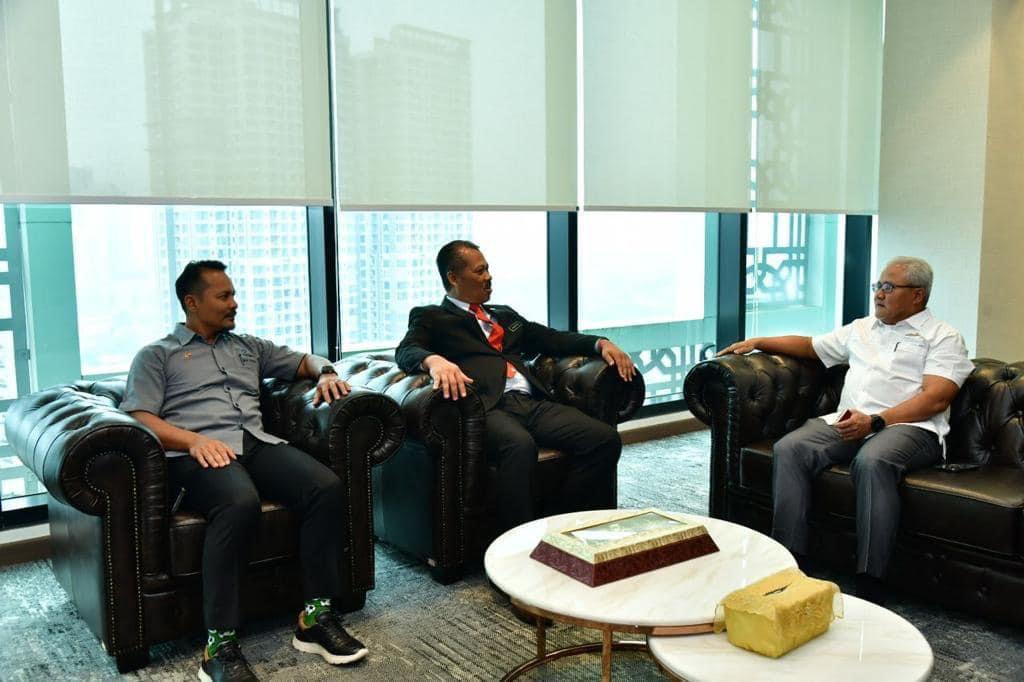 Kunjungan Hormat Ke Majlis Bandaraya Johor Bahru